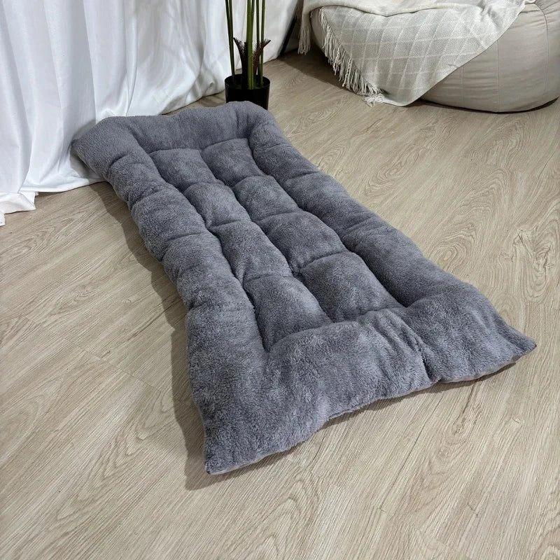 Extra Large Plush Dog Bed Sofa Thickened Super Soft Polyester Pet Mat