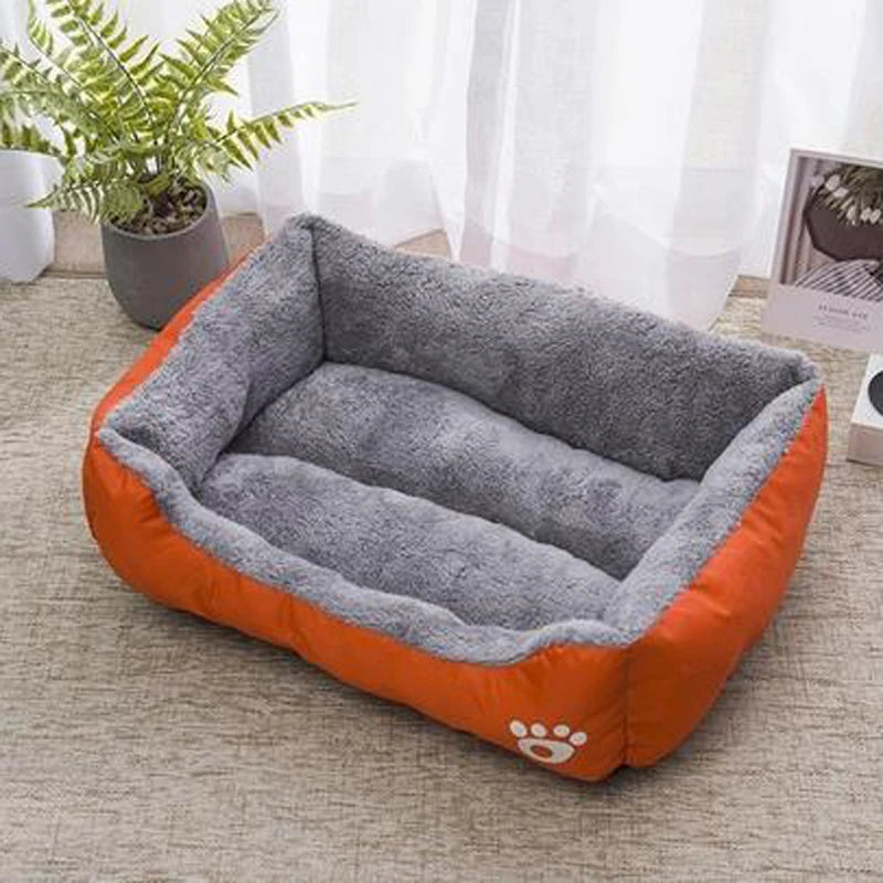 Black Pet Plush Bed Plush Non-Slip and Bite-Resistant