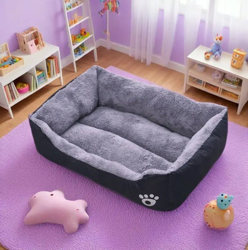 Black Pet Plush Bed Plush Non-Slip and Bite-Resistant