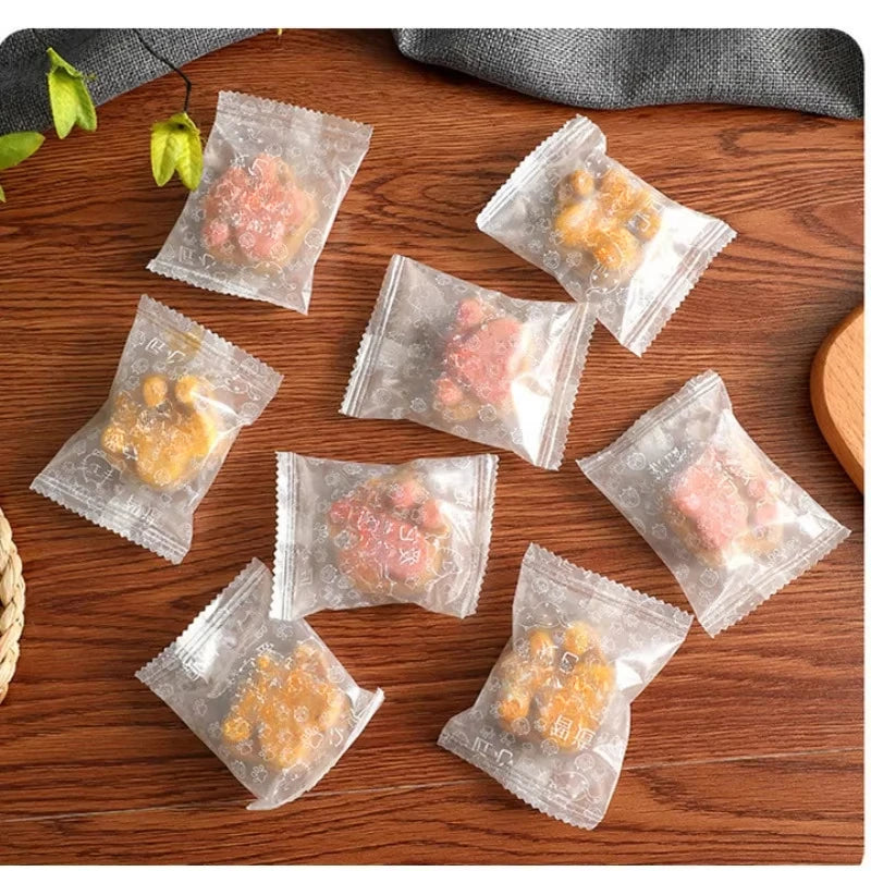10/20/50Pcs Cat Snacks Freeze-Dried Claw Biscuits
